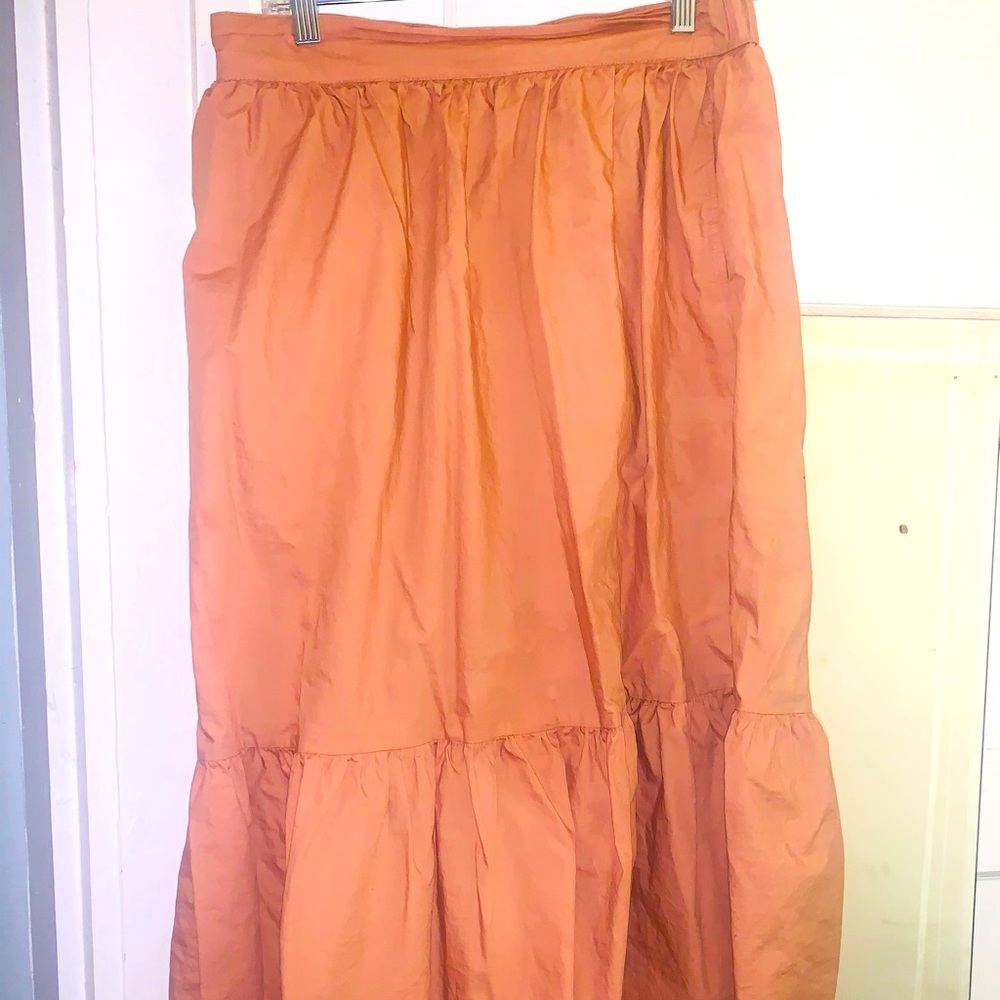 Universal thread size medium maxi skirt blush